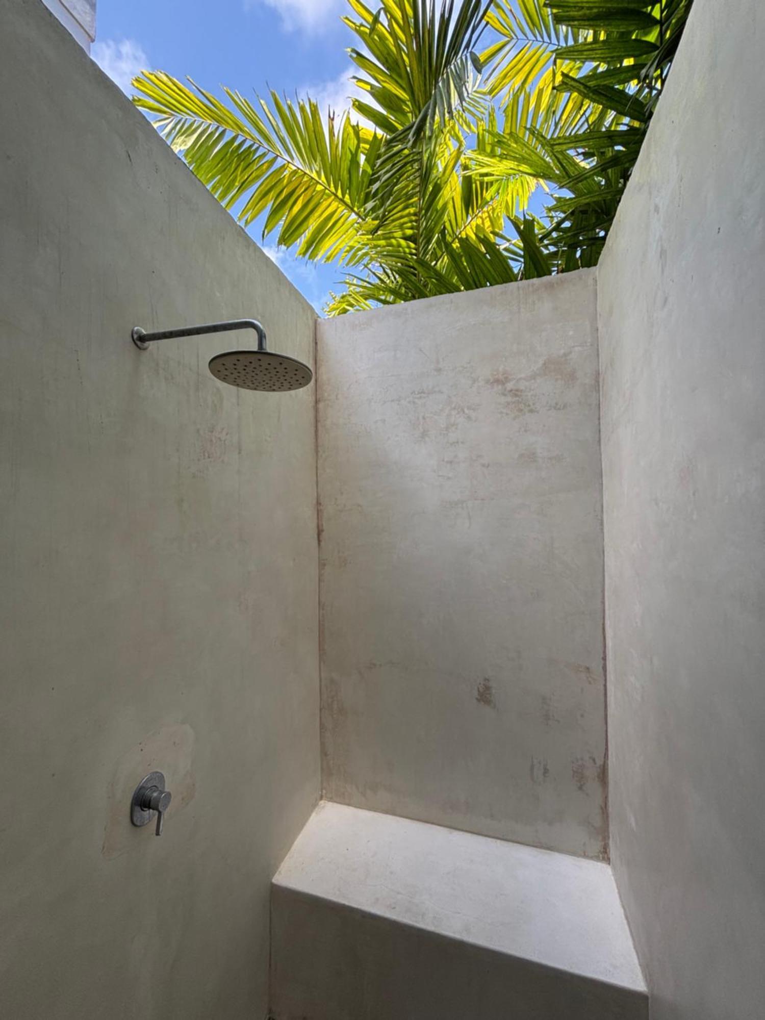 Hotel 007 Surfhouse Bali à Ungasan Extérieur photo