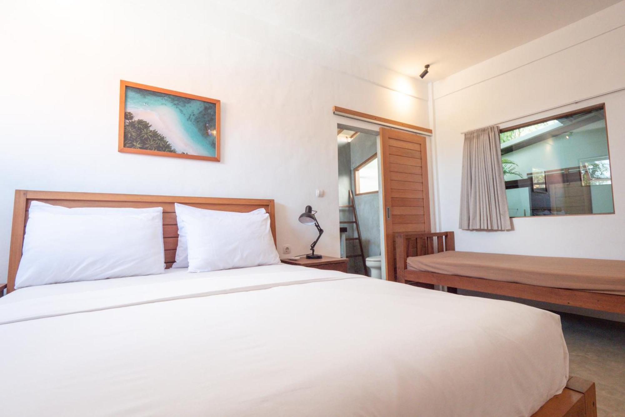Hotel 007 Surfhouse Bali à Ungasan Extérieur photo
