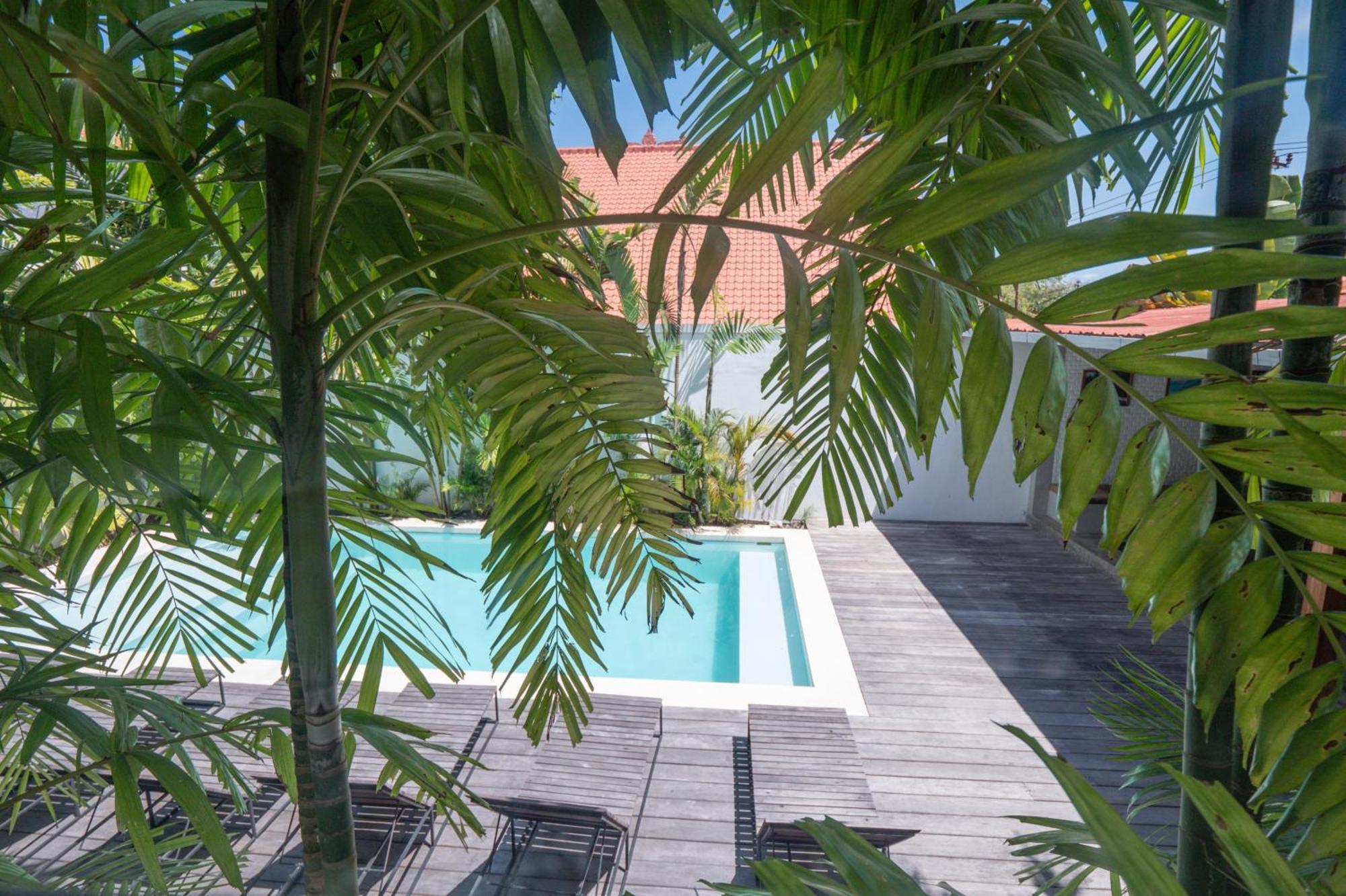 Hotel 007 Surfhouse Bali à Ungasan Extérieur photo